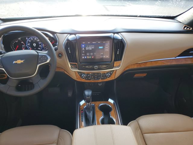 Used 2022 Chevrolet Traverse Premier FWD image 13