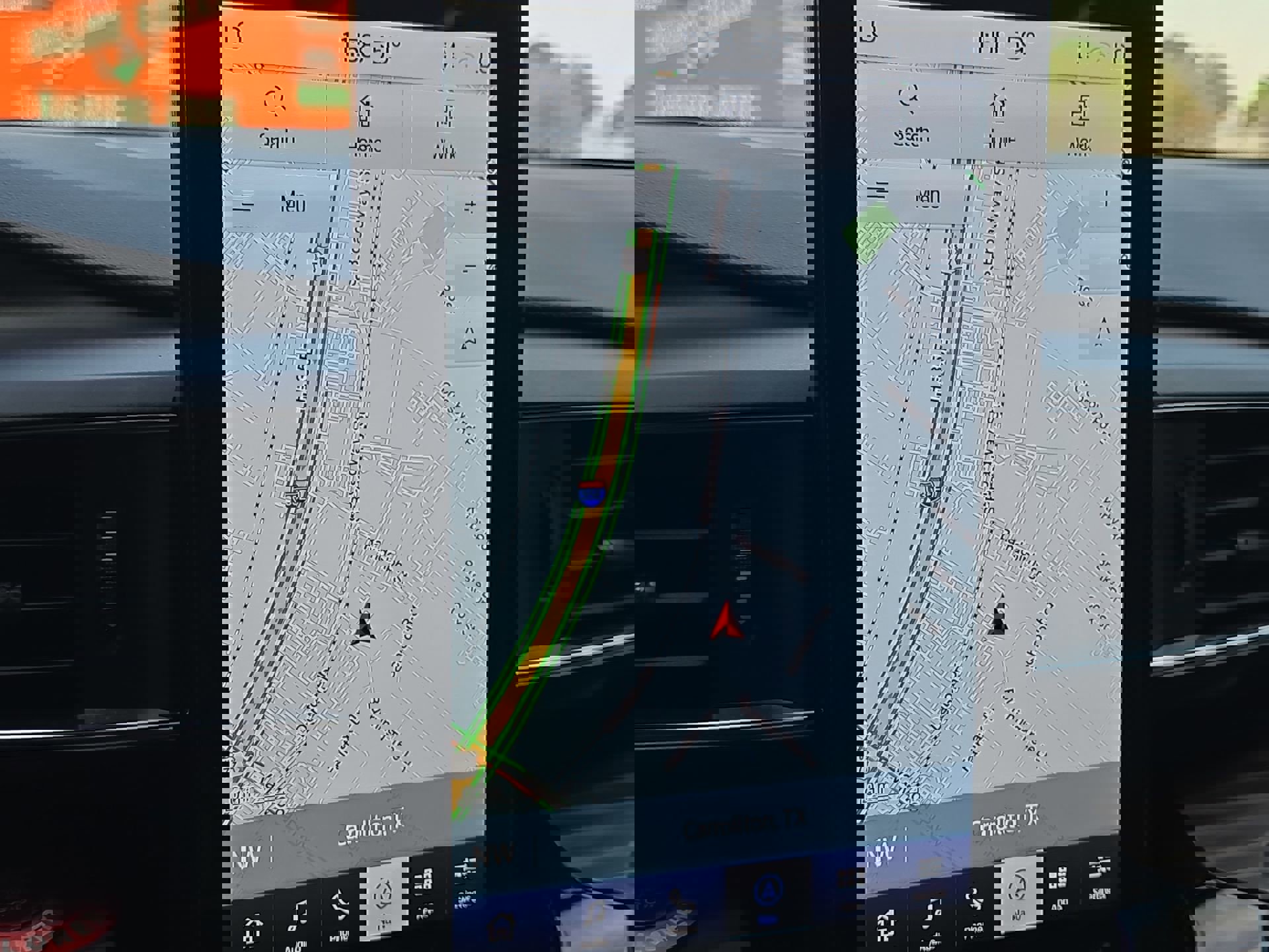 Certified 2023 Ford Explorer Limited w/ Limited Technology Package image 18