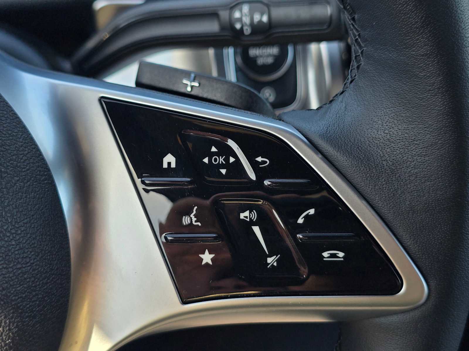 Used 2026 Mercedes-Benz GLB 250 image 32