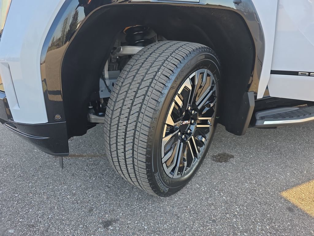 New 2026 GMC Sierra EV Denali image 32