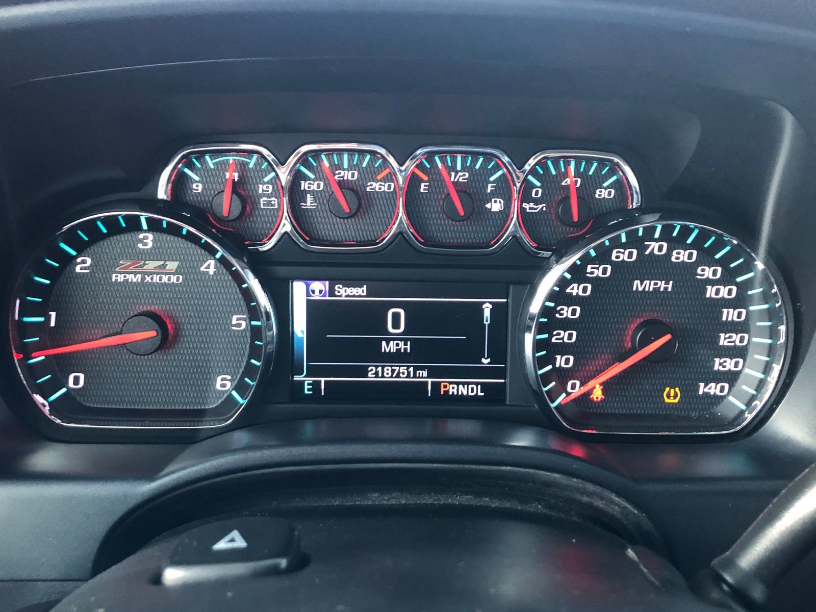 Used 2017 Chevrolet Silverado 1500 LT w/ Midnight Edition image 31