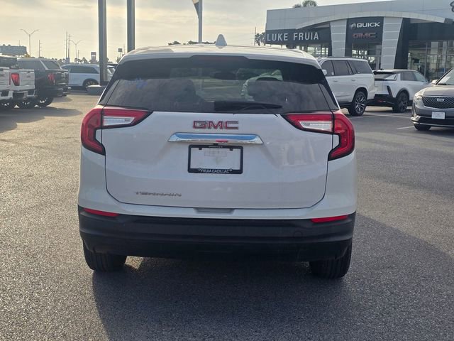 Used 2023 GMC Terrain SLE image 6
