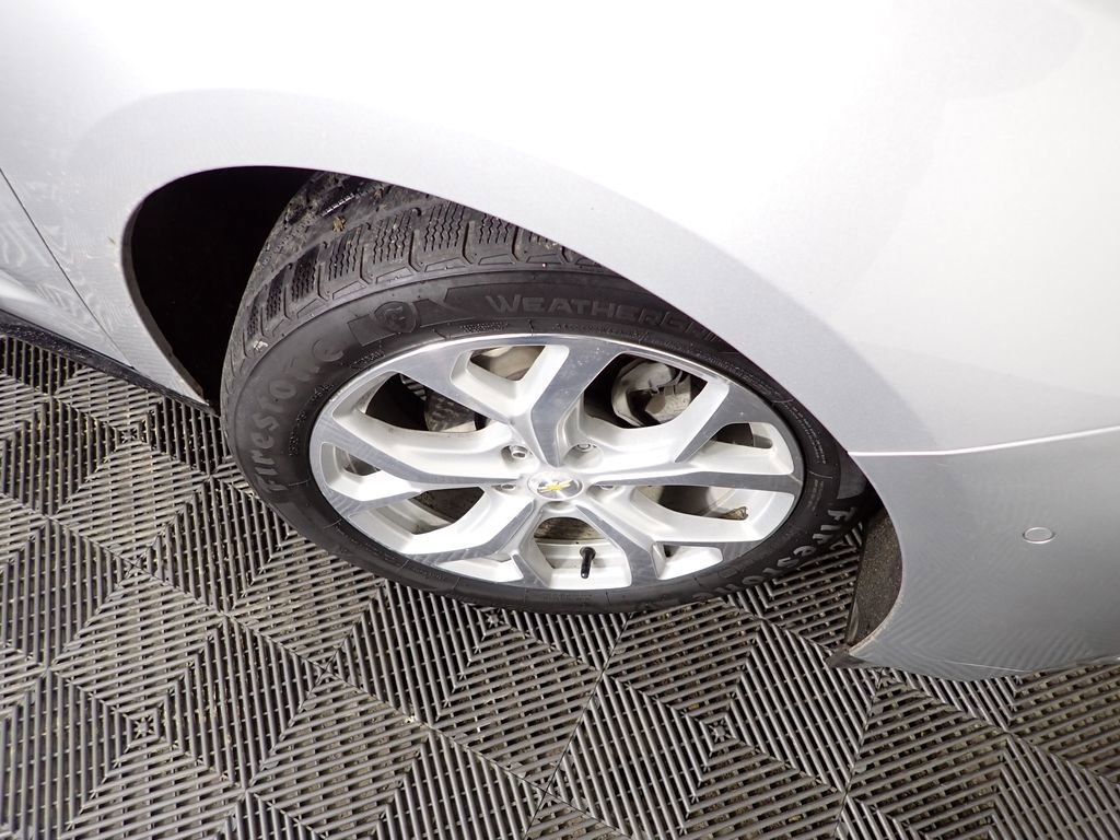 Used 2018 Chevrolet Volt Premier w/ Driver Confidence Package image 35