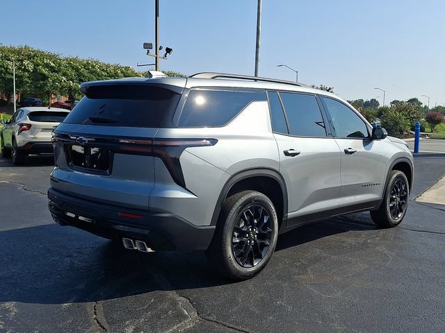 New 2026 Chevrolet Traverse LT w/ Midnight/Sport Edition FWD image 6