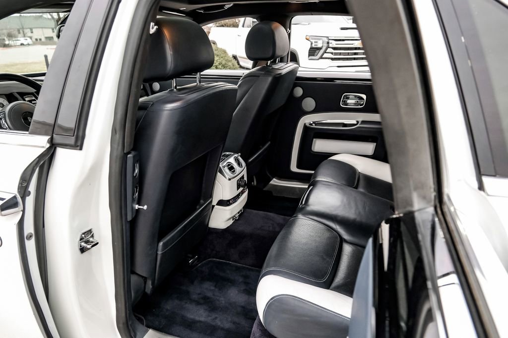Used 2019 Rolls-Royce Ghost image 54