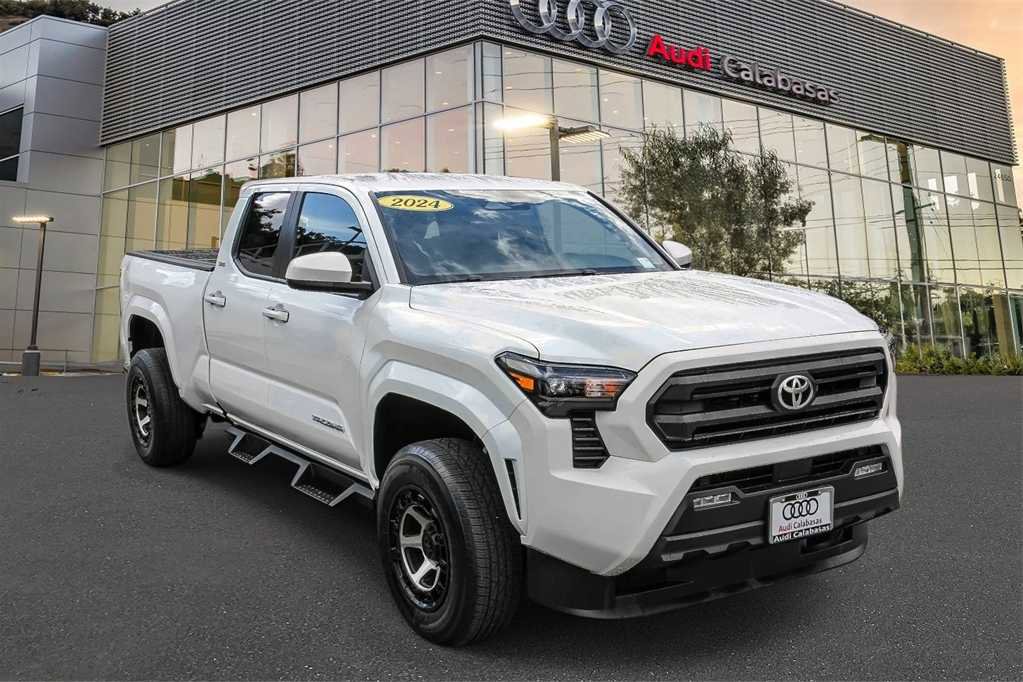 Used 2024 Toyota Tacoma SR5 image 5
