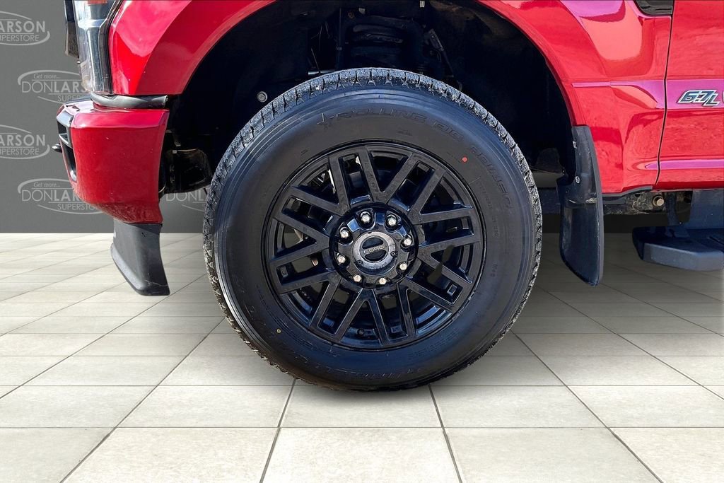 Certified 2022 Ford F350 Lariat w/ Black Appearance Package image 10