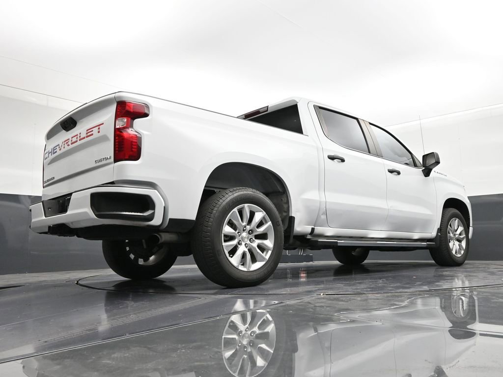 Used 2023 Chevrolet Silverado 1500 Custom image 24