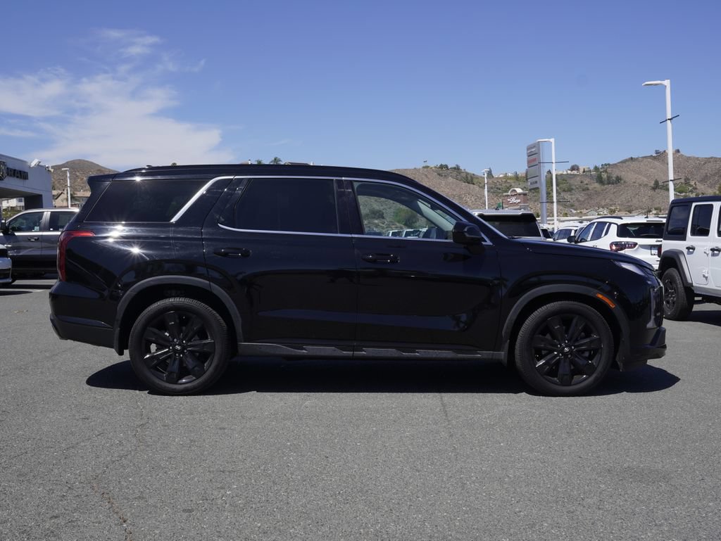 Used 2024 Hyundai Palisade XRT FWD image 3