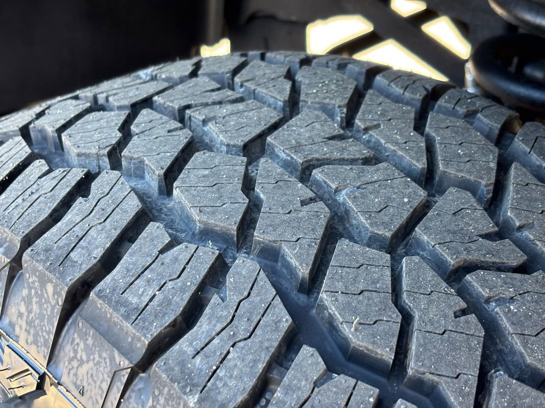 Used 2014 RAM 2500 Laramie image 13