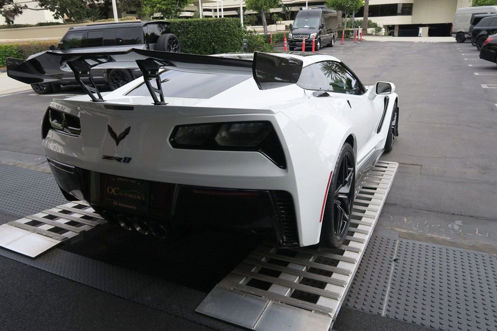 Used 2019 Chevrolet Corvette ZR1 RWD image 9