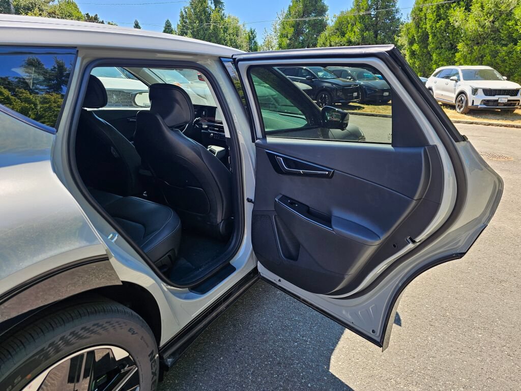New 2026 Kia EV6 Wind AWD/4WD image 24
