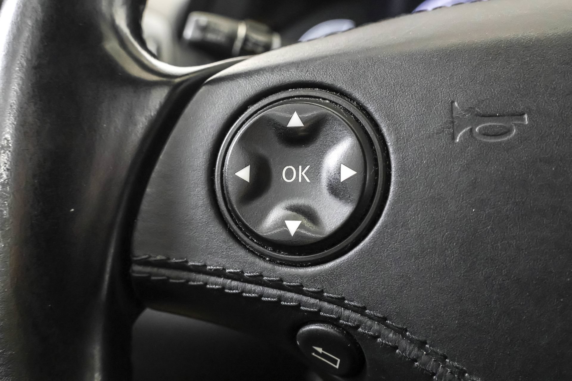 Used 2007 Mercedes-Benz S 600 image 25
