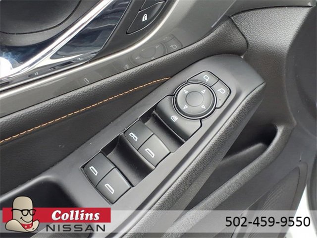 Used 2019 Chevrolet Traverse LT image 17