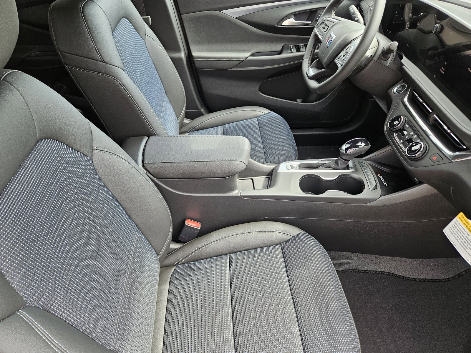 New 2026 Buick Envista Preferred w/ Convenience I Package FWD image 10
