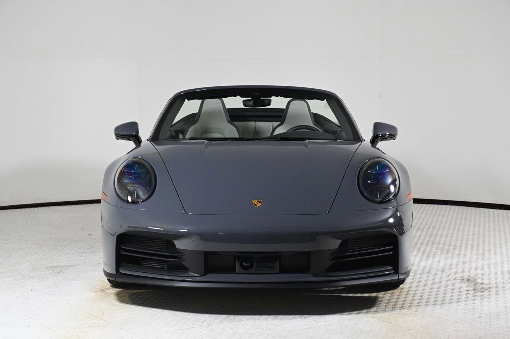 Certified 2025 Porsche 911 Carrera image 10