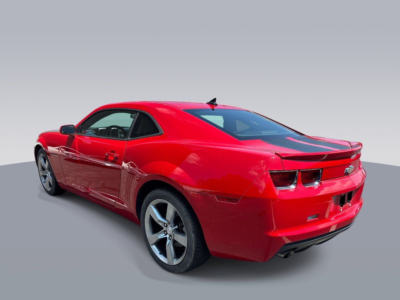 Used 2010 Chevrolet Camaro LT w/ RS Package RWD image 5