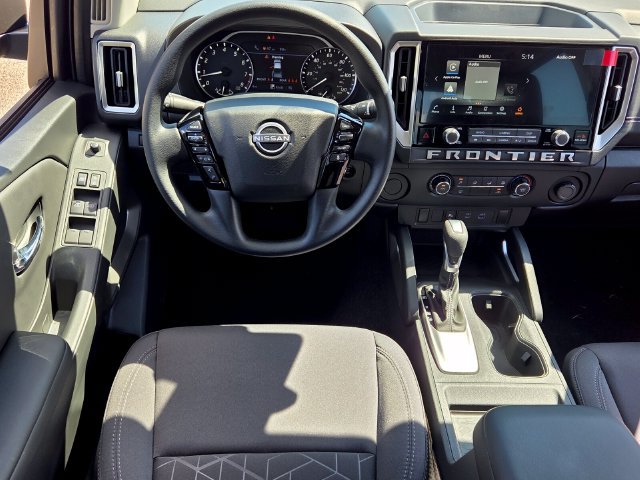 New 2027 Nissan Frontier SV RWD image 7