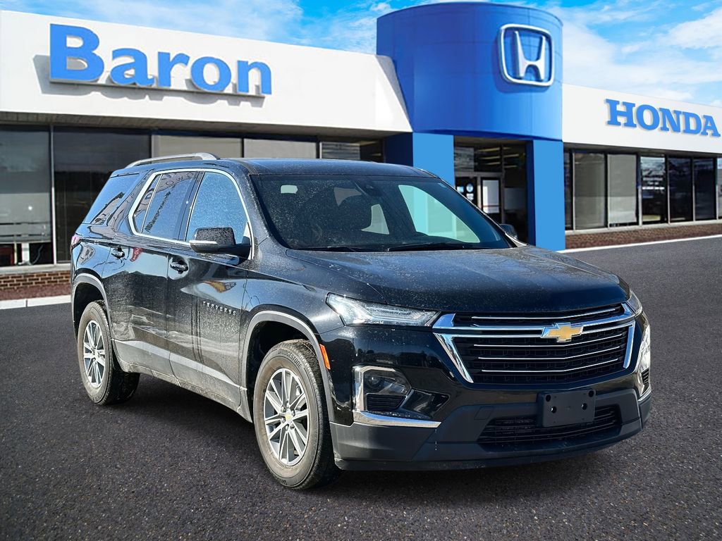 Used 2023 Chevrolet Traverse LT FWD image 1
