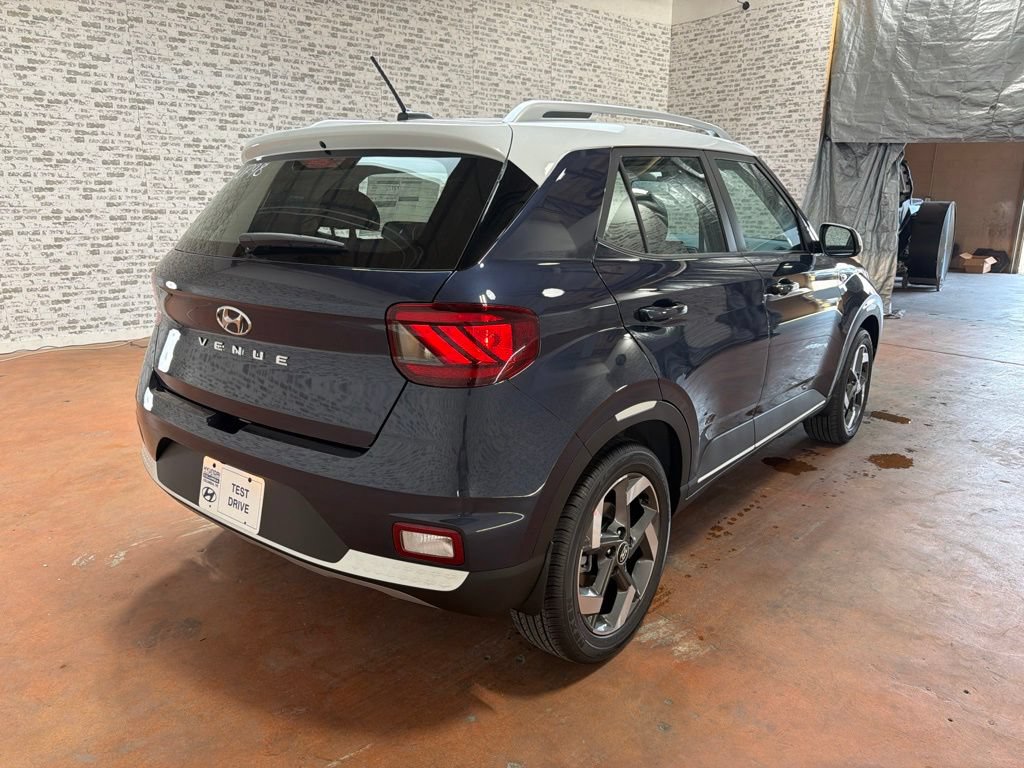 New 2026 Hyundai Venue SEL FWD image 7