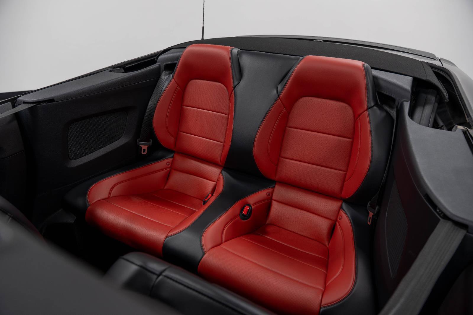 Used 2015 Ford Mustang GT Premium w/ Equipment Group 401A image 54