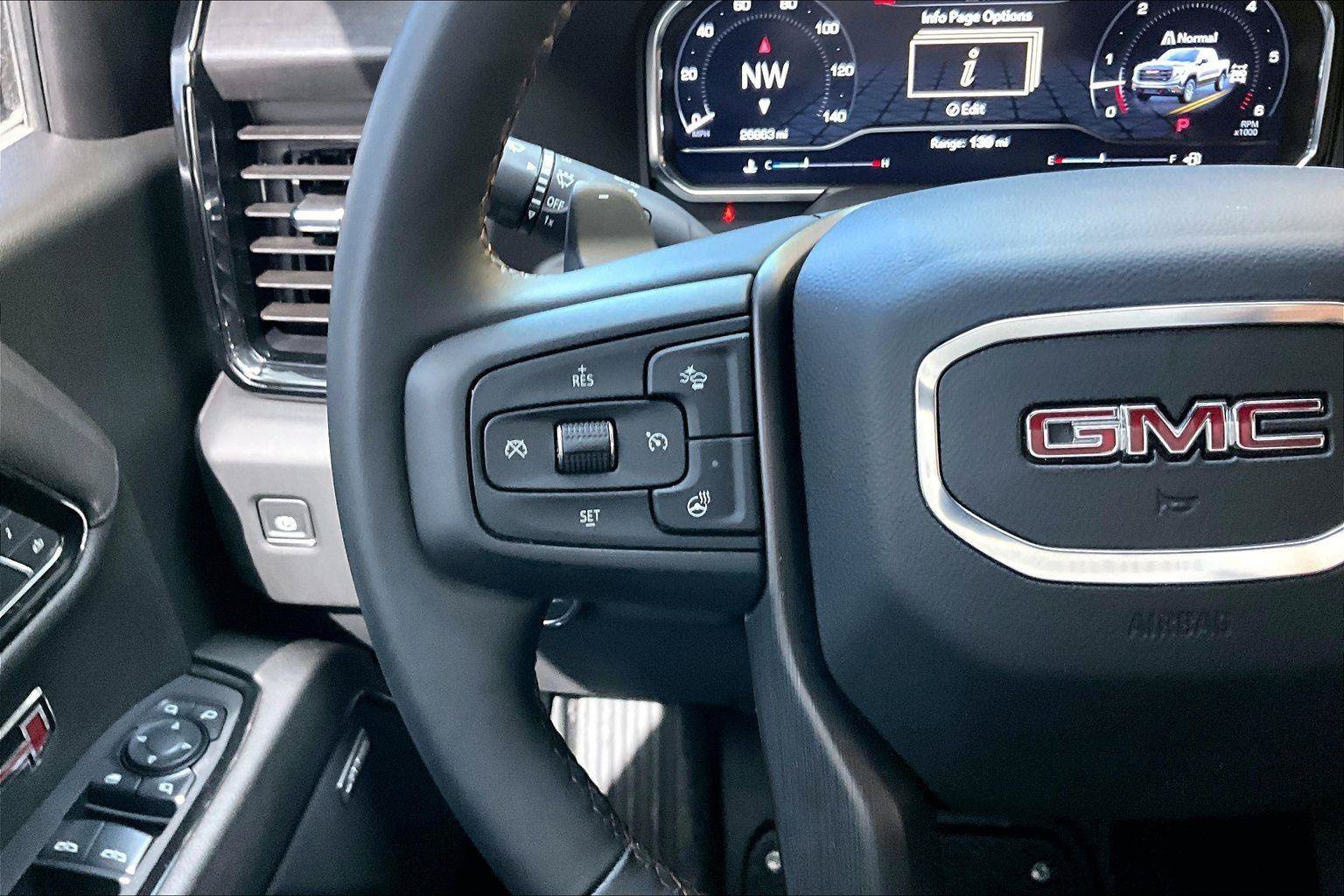 Used 2025 GMC Sierra 1500 AT4 w/ AT4 Premium Package AWD/4WD image 19