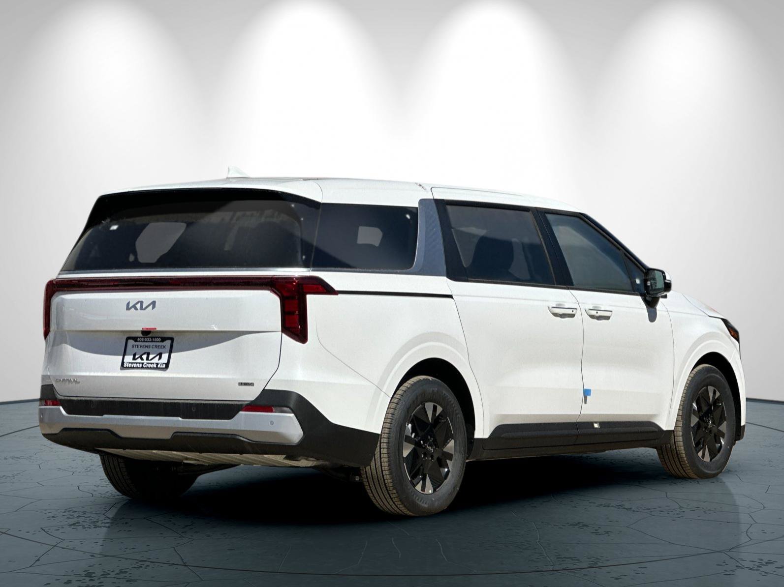 New 2027 Kia Carnival LXS FWD image 4