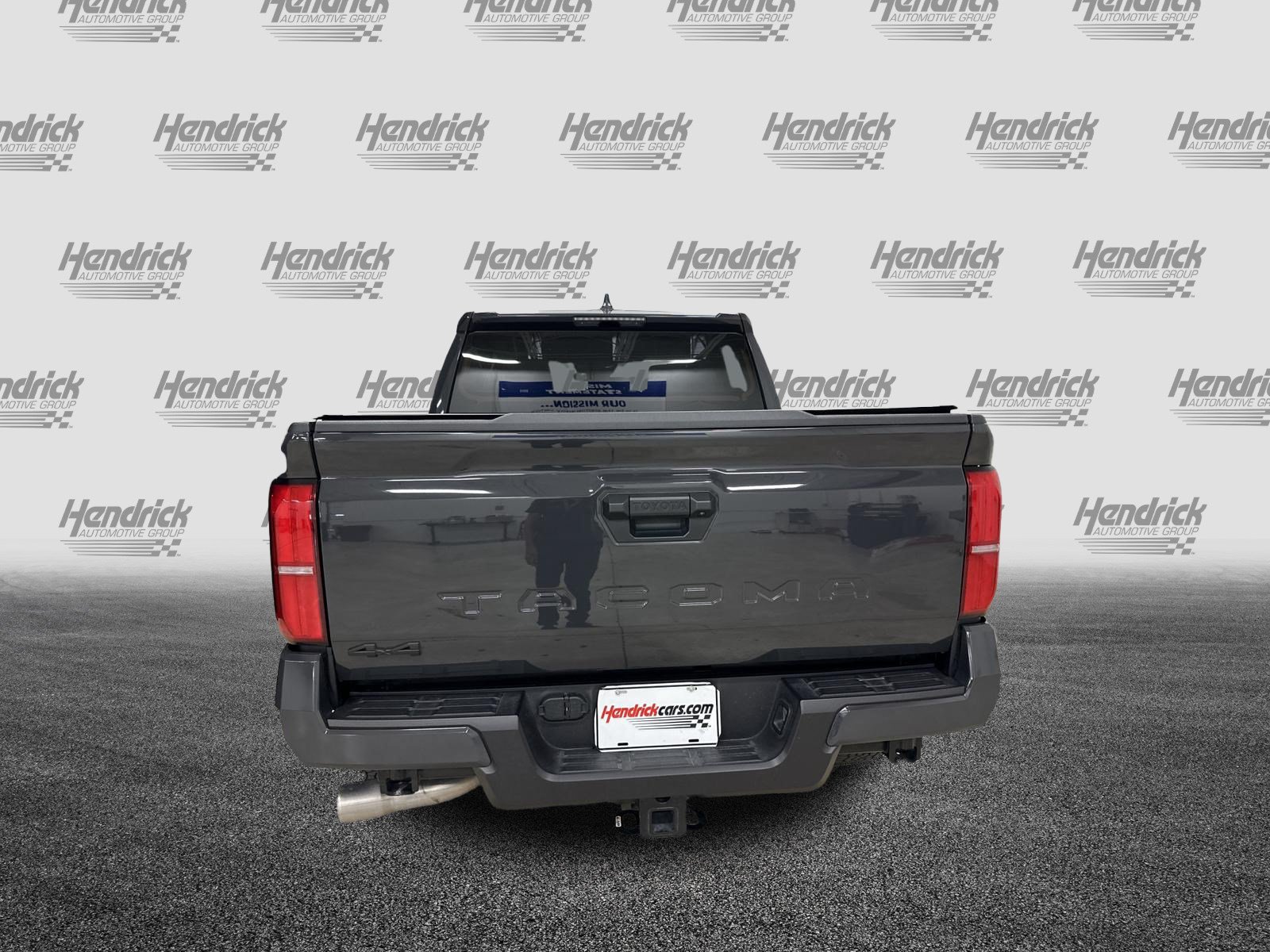 Used 2024 Toyota Tacoma TRD Off-Road AWD/4WD image 9