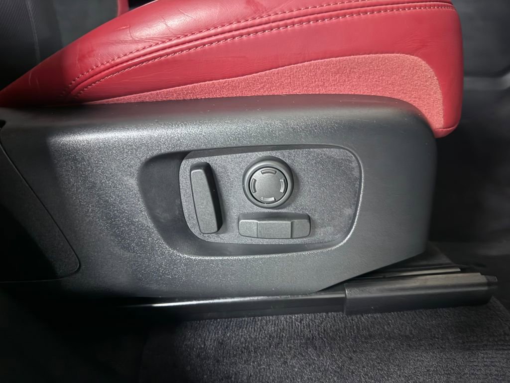 Used 2021 Land Rover Range Rover Sport HST image 28