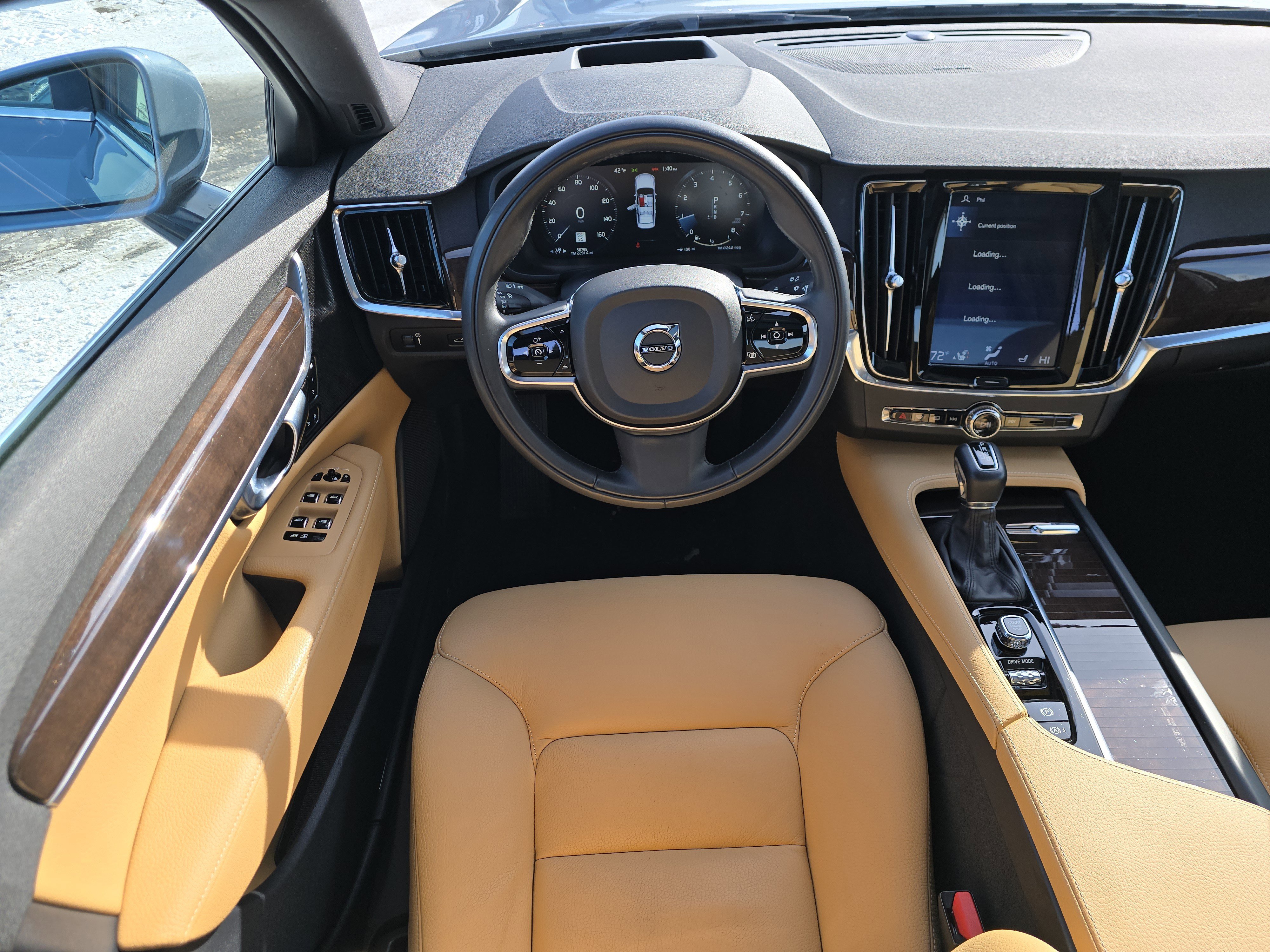 Used 2019 Volvo S90 T6 Momentum w/ Advanced Package image 20