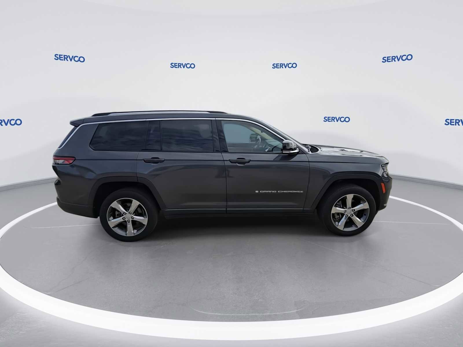 Used 2022 Jeep Grand Cherokee L Limited AWD/4WD image 9