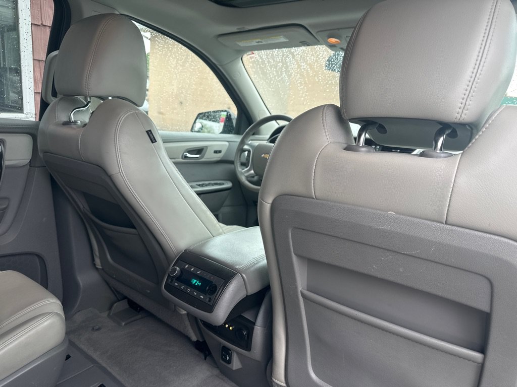 Used 2016 Chevrolet Traverse LTZ FWD image 15