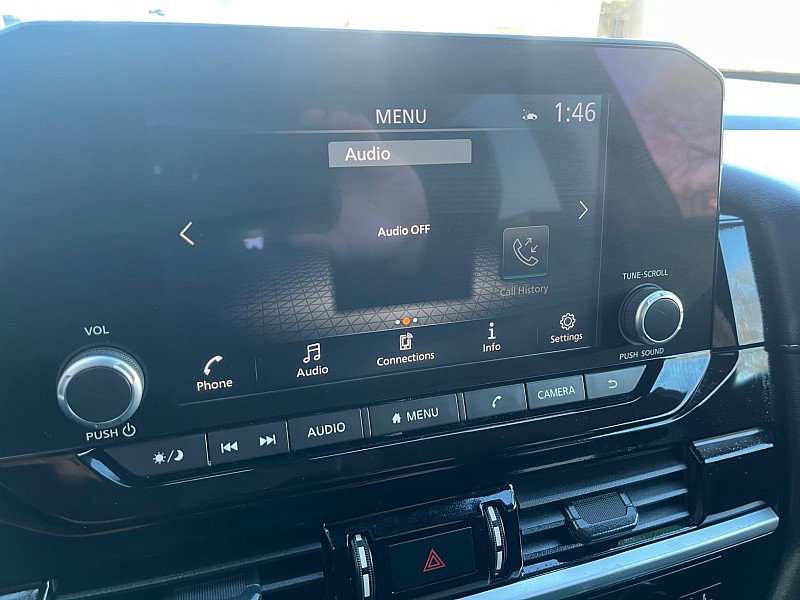 Used 2024 Nissan Pathfinder SV image 30