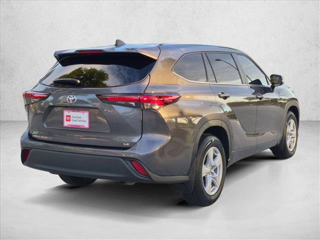 Certified 2024 Toyota Highlander LE FWD image 5