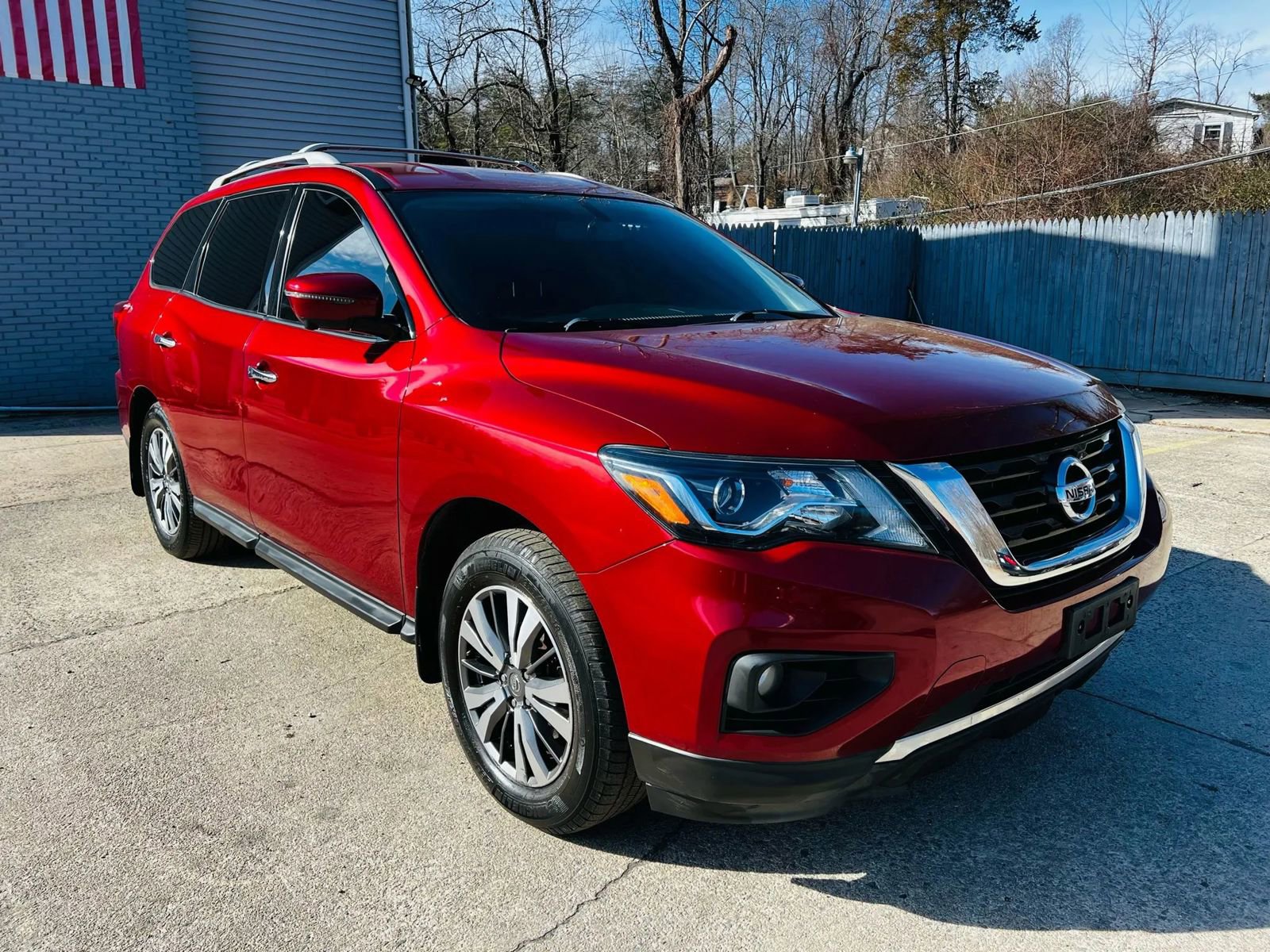 Used 2020 Nissan Pathfinder SL image 5