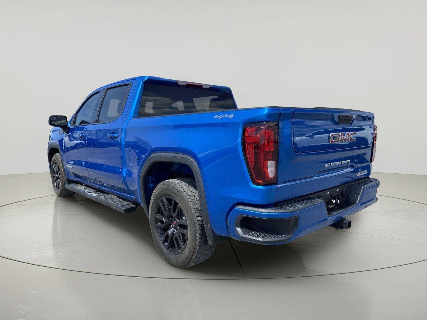 Used 2023 GMC Sierra 1500 Elevation AWD/4WD image 5
