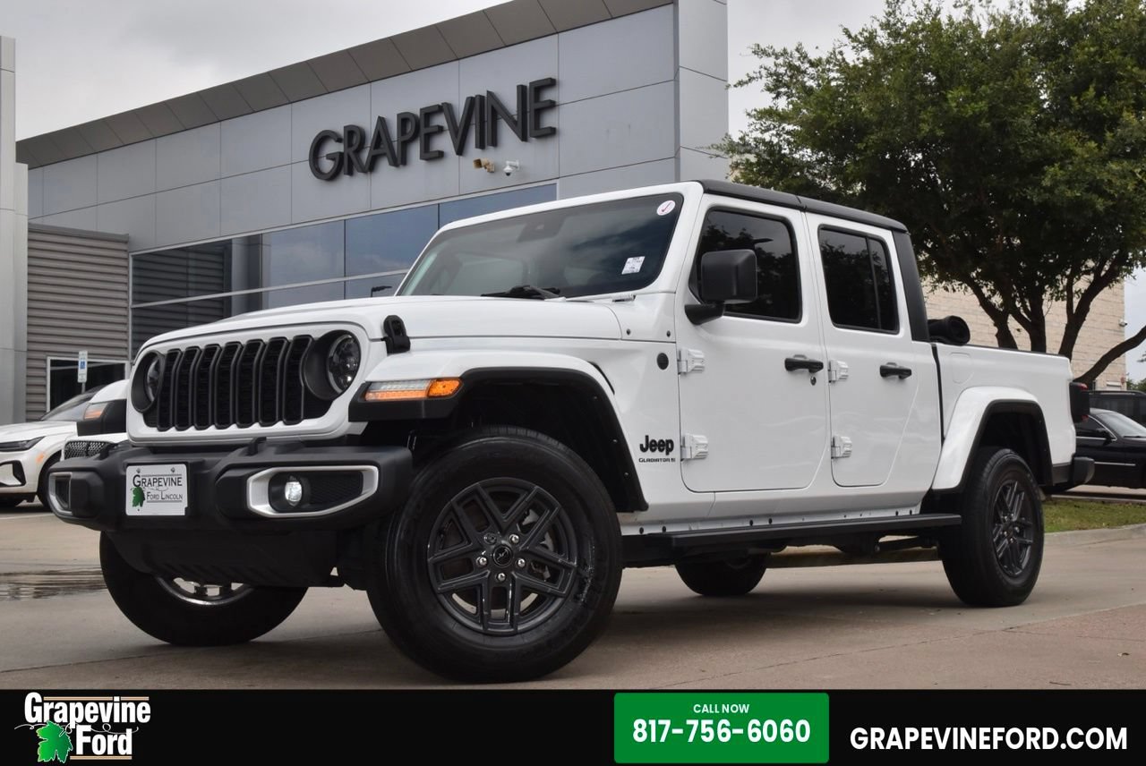 Used 2024 Jeep Gladiator Sport