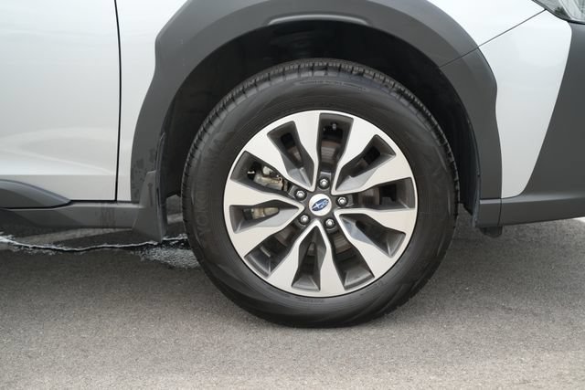 Used 2025 Subaru Outback Limited AWD/4WD image 41