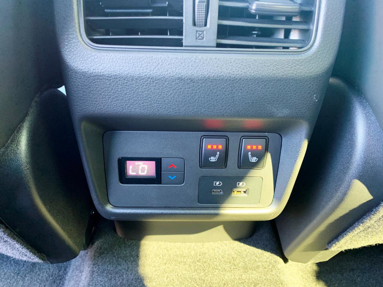 Used 2023 Nissan Rogue Platinum AWD/4WD image 15