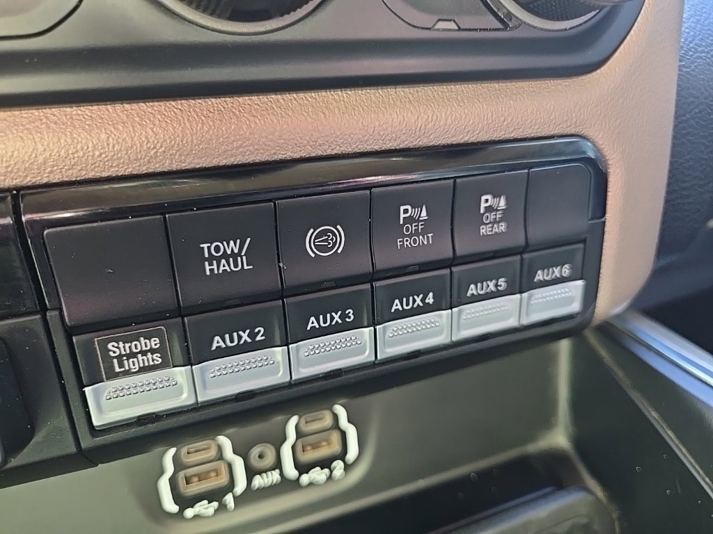 Used 2022 RAM 2500 Laramie AWD/4WD image 70