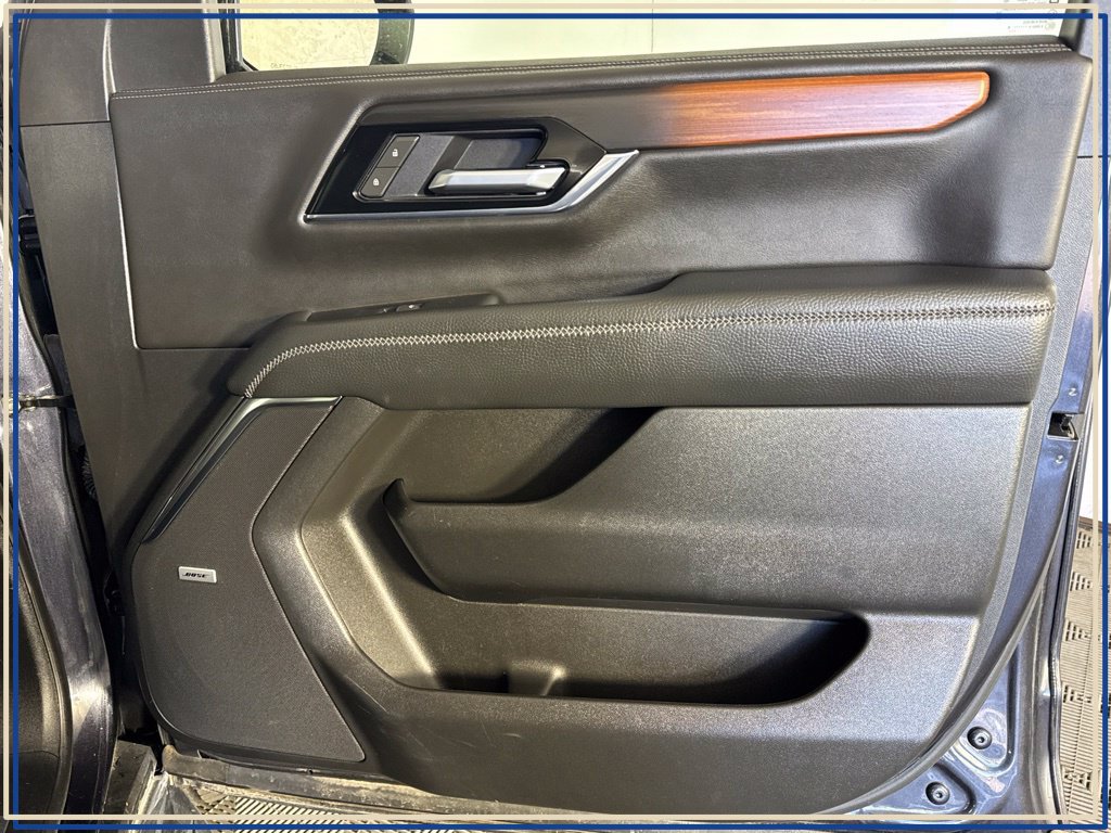 Certified 2025 GMC Yukon XL Denali AWD/4WD image 47
