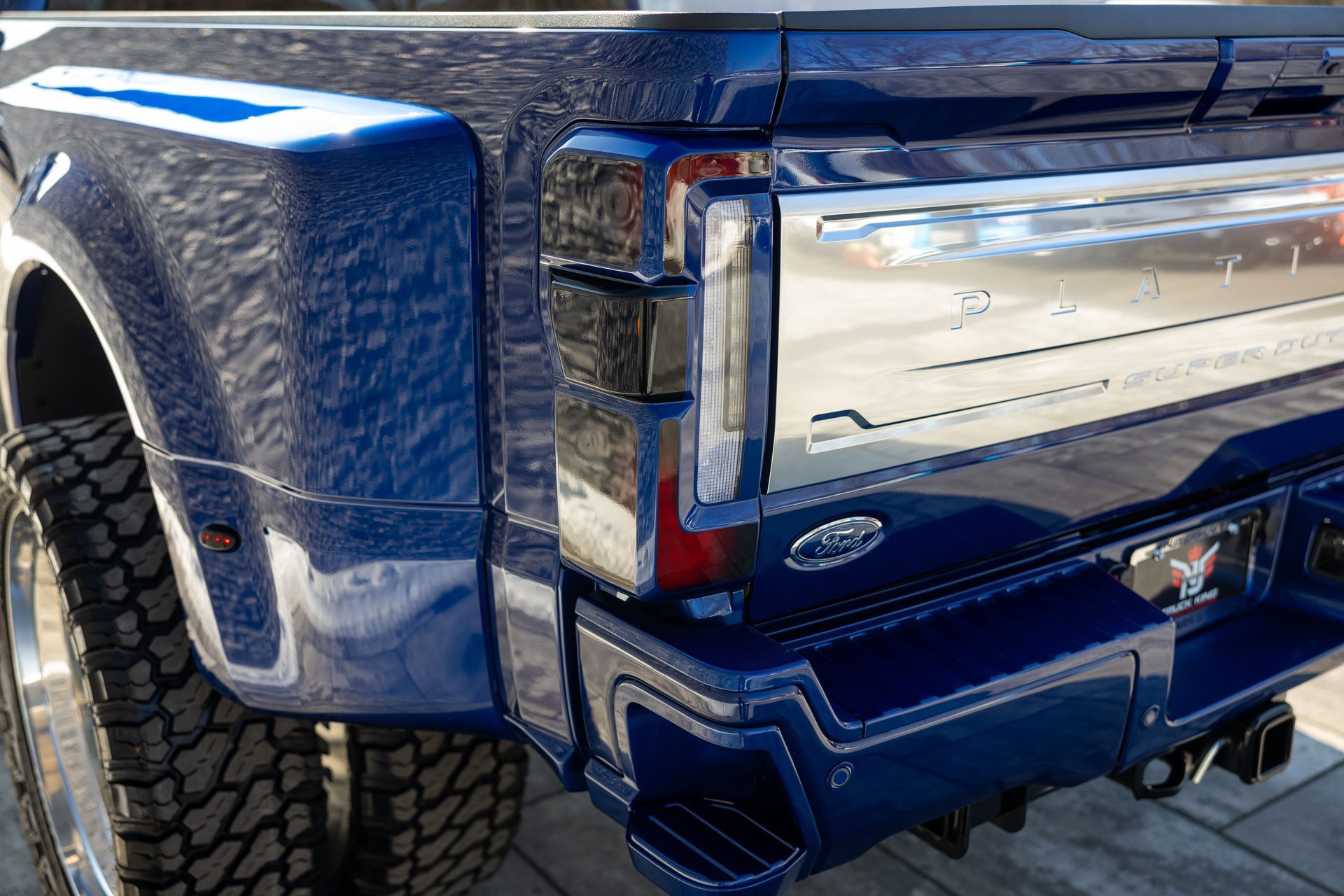 Used 2026 Ford F450 Platinum w/ Platinum Plus Package image 30