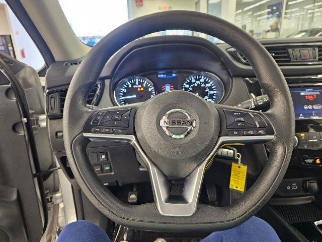 Used 2020 Nissan Rogue S AWD/4WD image 10