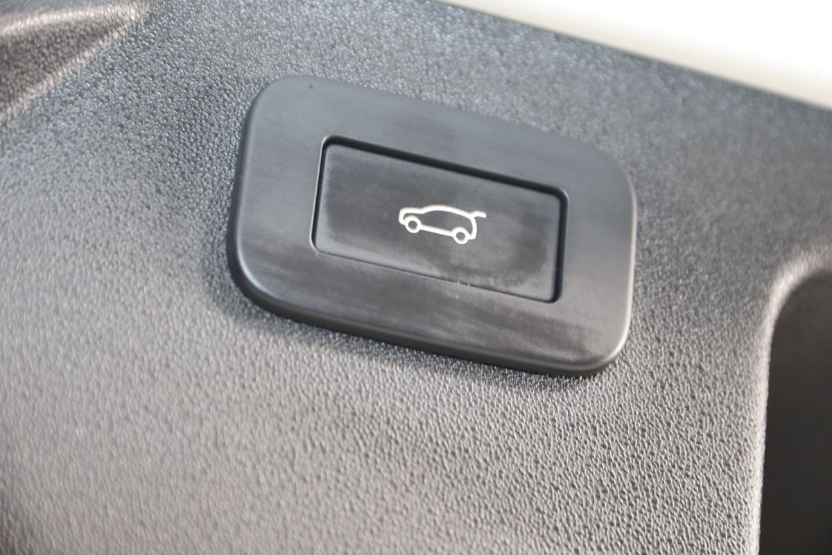 Used 2024 Land Rover Discovery Sport Dynamic SE AWD/4WD image 55