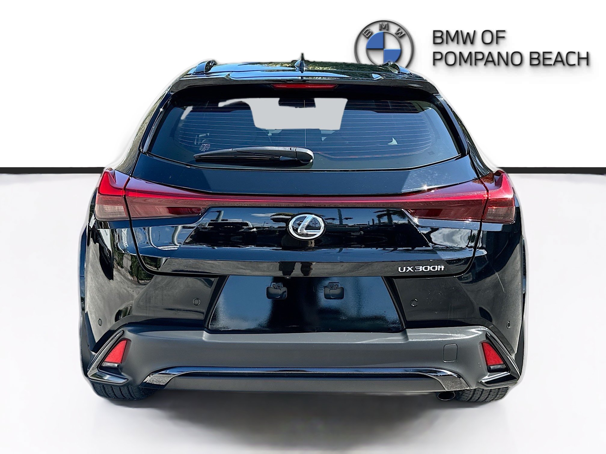 Used 2025 Lexus UX 300h FWD image 6