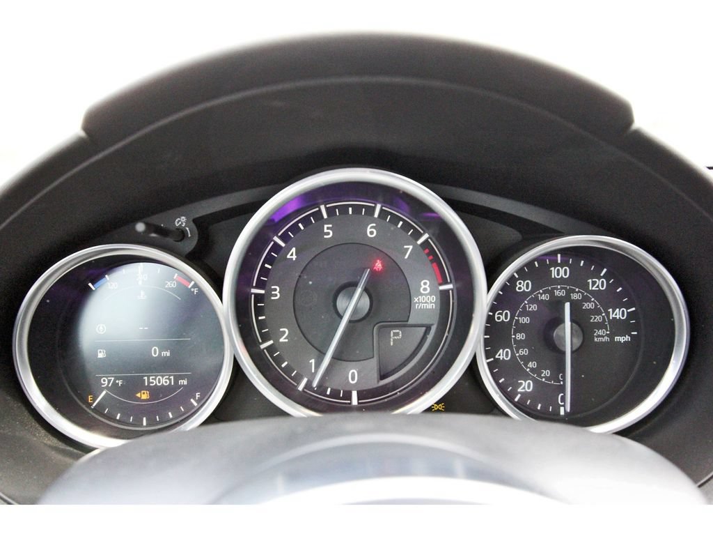 Used 2019 MAZDA MX-5 Miata RF Grand Touring RWD image 17