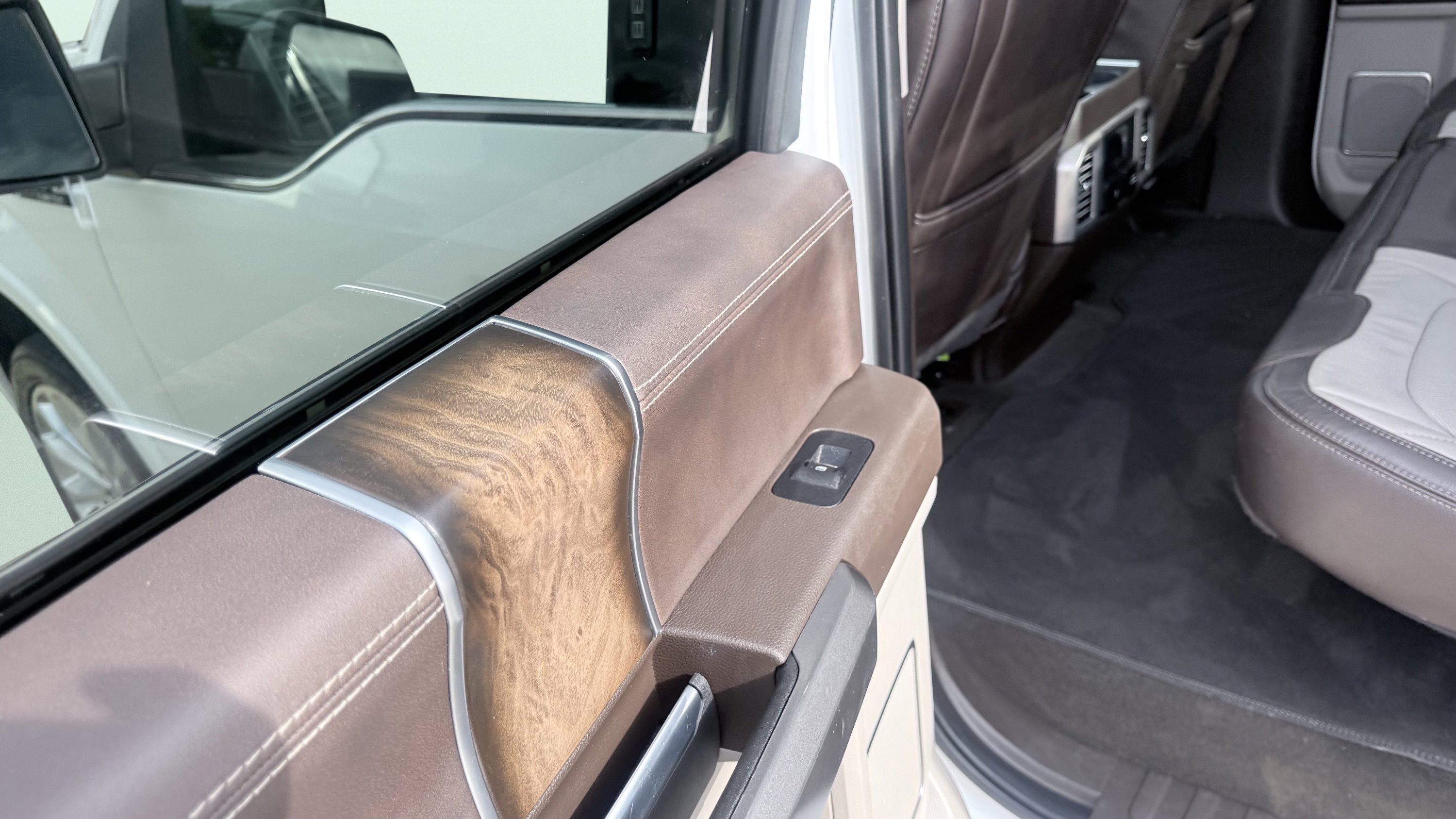 Used 2020 Ford F150 Limited AWD/4WD image 32