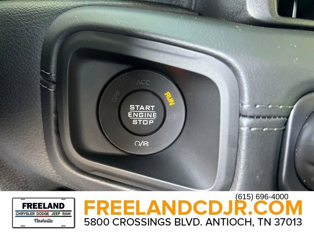 New 2025 Jeep Gladiator High Tide image 13