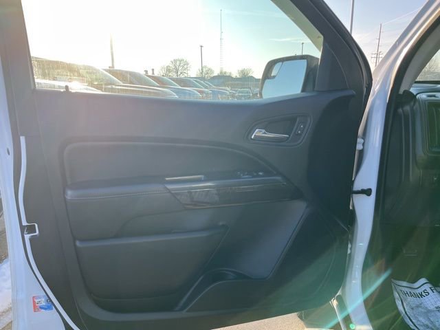 Used 2018 GMC Canyon SLE w/ SLE Convenience Package image 10