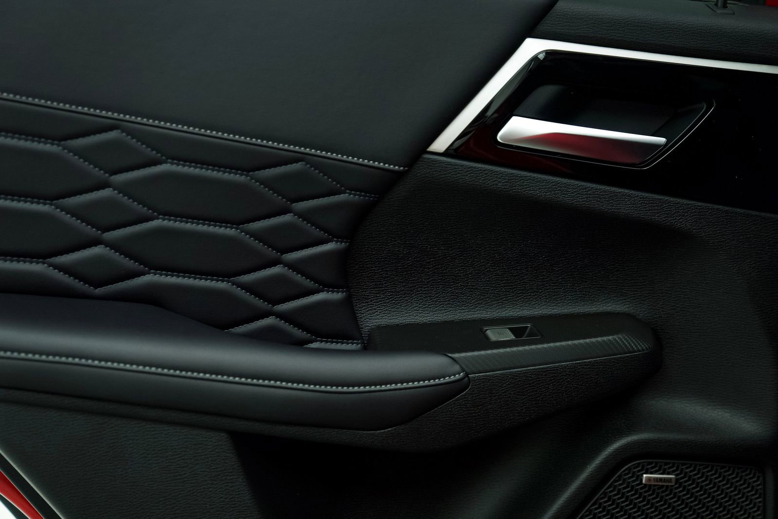 New 2026 Mitsubishi Outlander SEL image 25